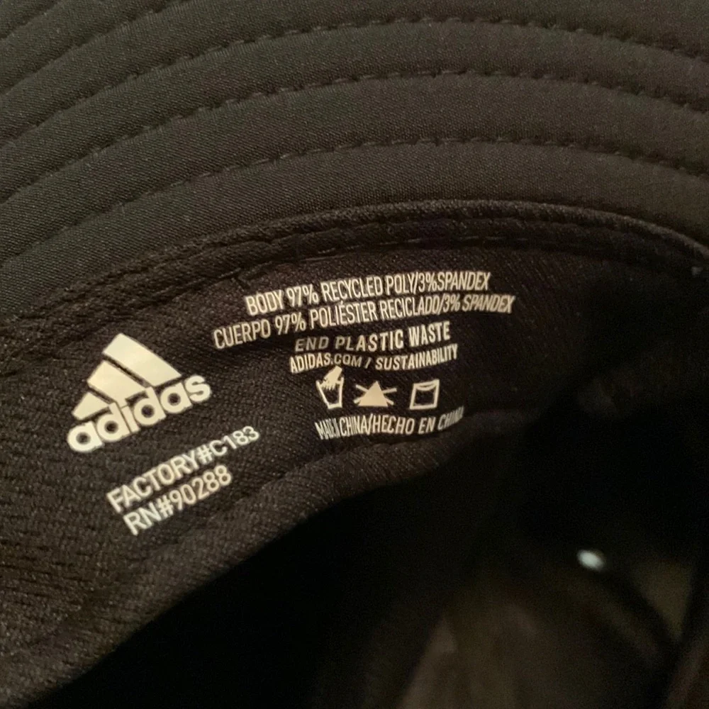 Adidas bucket hat